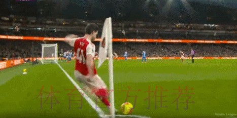 赖斯成功“复仇”!4场连造4个乌龙球,首次客串后卫获满堂彩 赖斯成功“复仇”!4场连造4个乌龙球,首次客串后卫获满堂彩