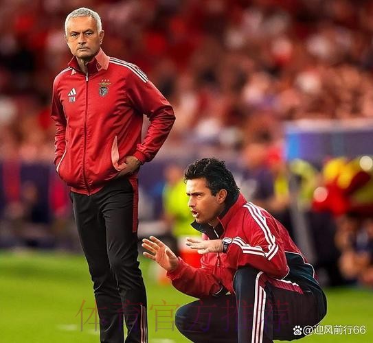 穆帅:从未打压卡西 有过冲突现已成好友 穆帅:从未打压卡西 有过冲突现已成好友